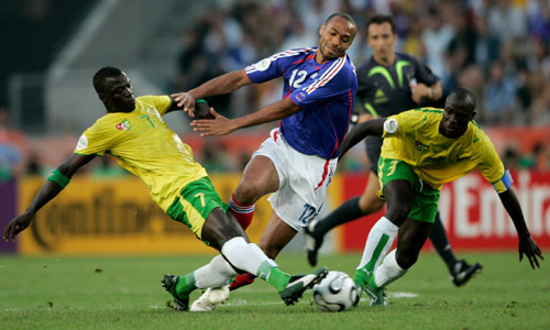 090 Football News Photo