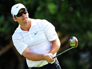 Paul Casey is favourite to win his semi against Camillo Villegas, still in progress, and would meet Ian Poulter in an all-English final if he wins it 