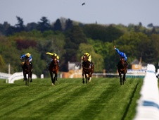 HID Carl Harris’ Daily Racing Tips