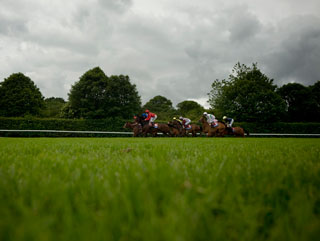 Despite the stormy clouds there are quality races on day one at HQ