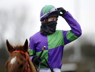 Hayley Turner rides today's sole banker.