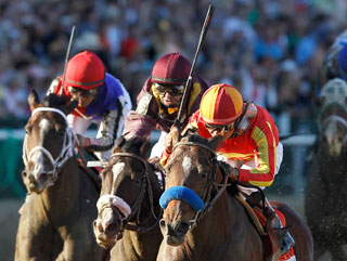 Lookin At Lucky comes home first at Pimlico