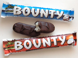 How to play bounty poker tournaments