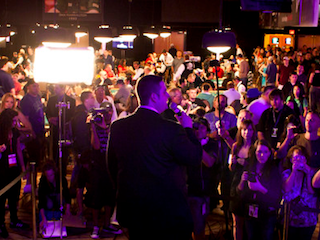 WSOP Tourney Director Jack Effel kicks off Day 1c (Photo credit: PokerNews / WSOP.com)