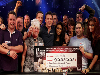 Trickett gets mobbed by family and friends (Photo: Partouche Poker Tour)