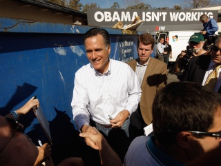Romney campaigns in Florida