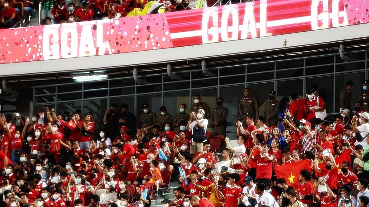Crowd at a football match 
