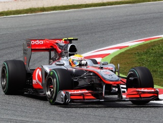 Is Lewis ready for the off?