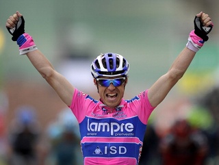Today the Tour enters Italy, home of Damiano Cunego