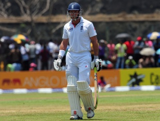 Can Andrew Strauss put in an improved display in England's second innings?