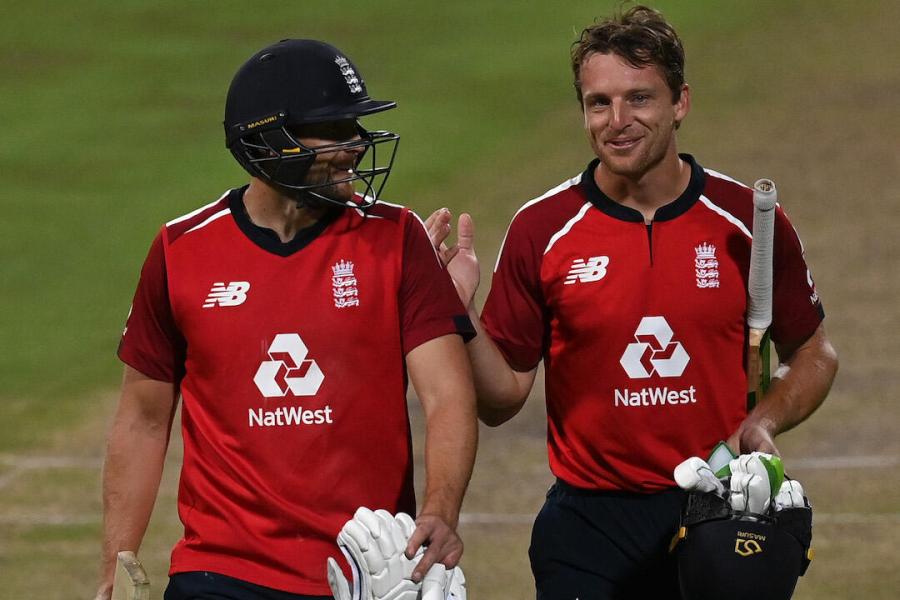 England T20 stars Dawid Malan and Jos Buttler.jpg