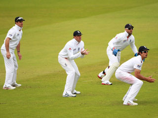 England's slip fielders will have to take their chances early on if they're to put Sri Lanka under pressure