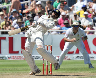Peppered with the short stuff. South Africa bowled plenty of bounces against India recently and so should England.