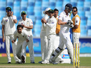 Kevin Pietersen's inability to play spin is a huge concern for England