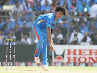 Sreesanth has kept things tight for Kochi