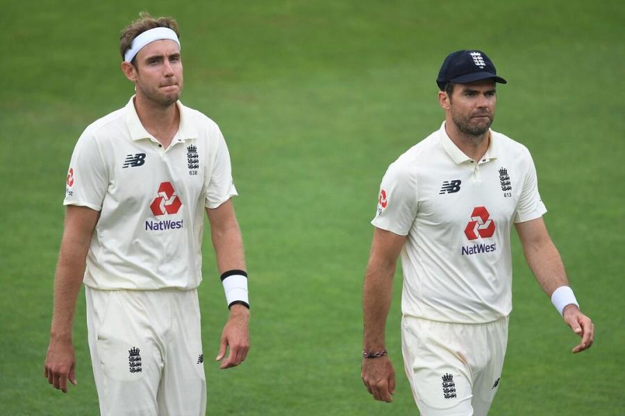 Stuart Broad James Anderson.jpg