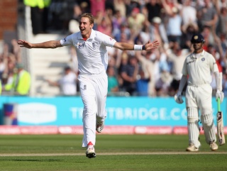 Broad celebrates his hat-trick