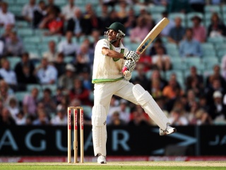 Can Pakistan's batsman build a big lead on day two?