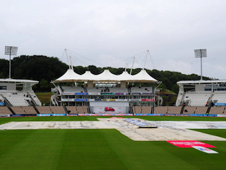 The weather forecast for the first ever Rose Bowl Test match does not look good.