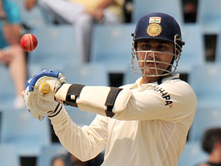 Just like Virender Sehwag, England can't afford to take their eye off the ball 