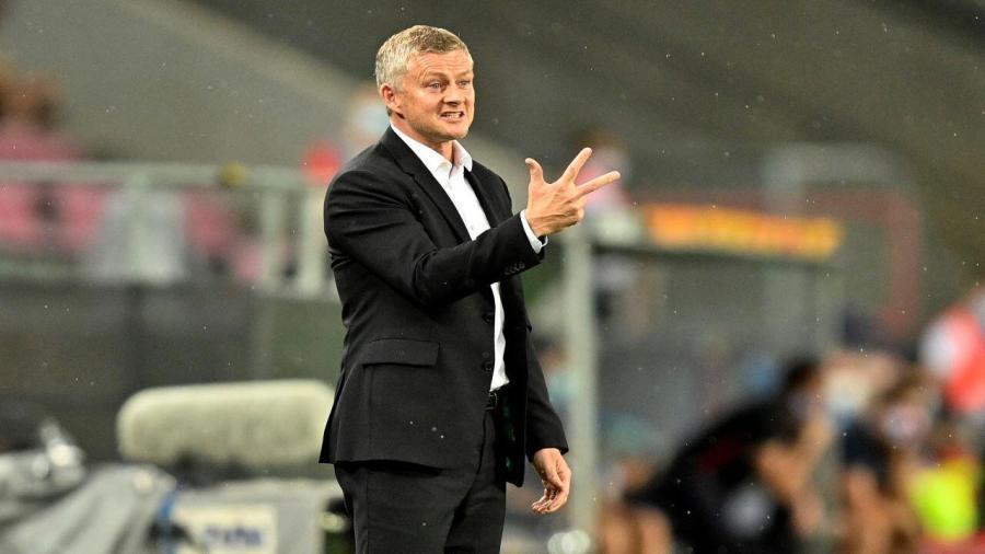 Solskjaer pointing 1280.jpg