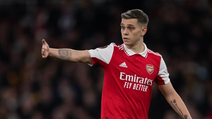 Leandro Trossard in action for Arsenal