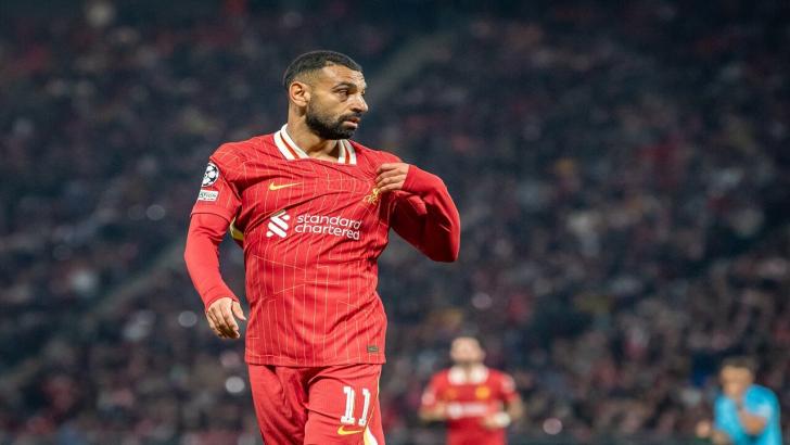 Mo Salah playing for Liverpool