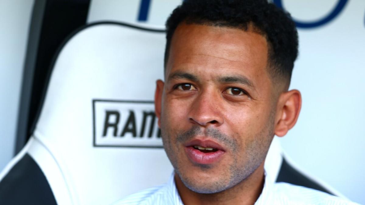 Hull manager Liam Rosenior