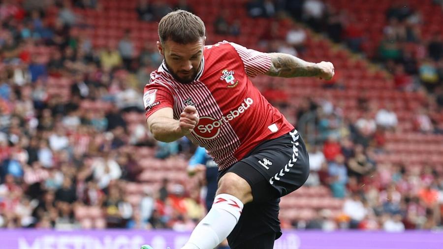 Adam Armstrong Southampton friendly.jpg