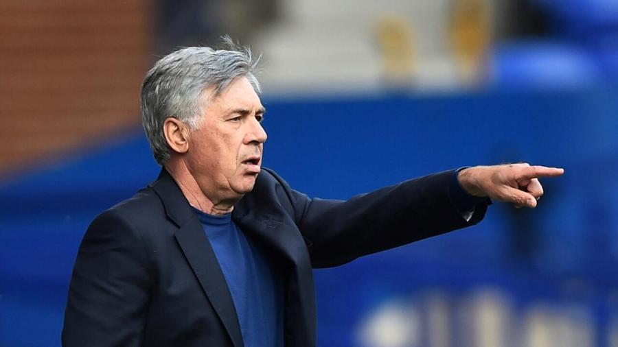 Carlo Ancelotti pre season point 1280 .jpg