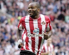 Darren Bent running towards his favourite Portuguese chicken emporium. 