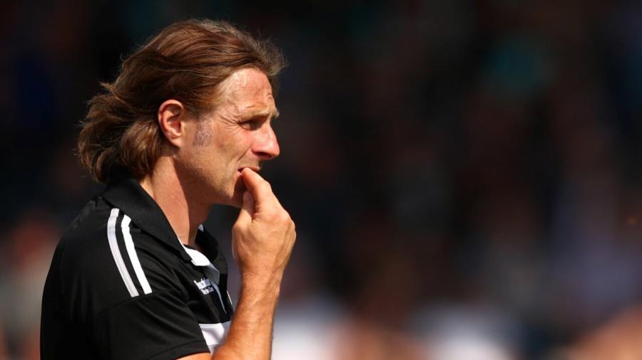 Gareth Ainsworth chin pre season 1280 .jpg
