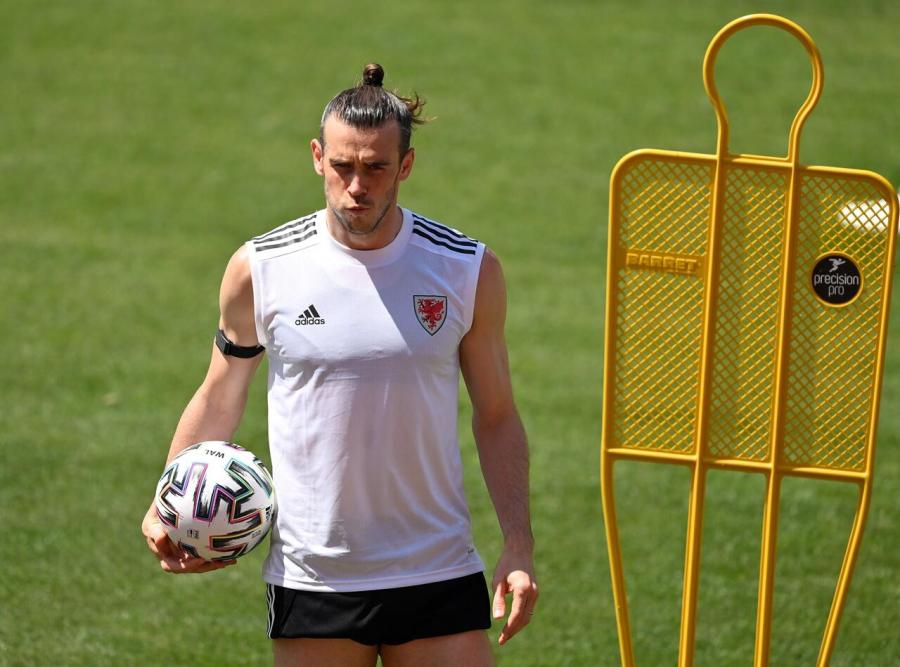 Gareth Bale - 1280 (4).jpg