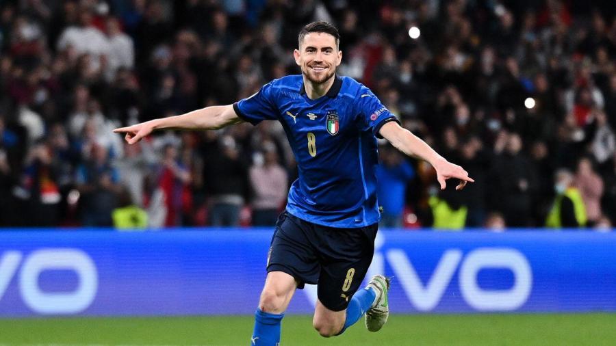 Jorginho Italy celeb.jpg