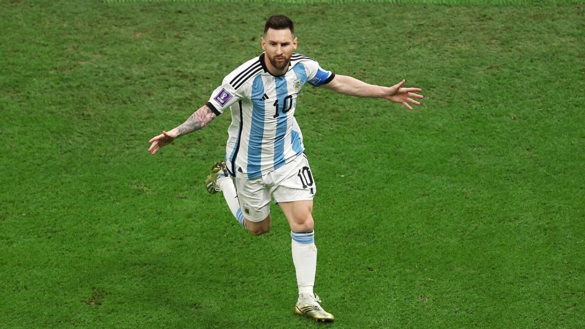 Lionel Messi is 6/4 to sign for Barcelona this summer