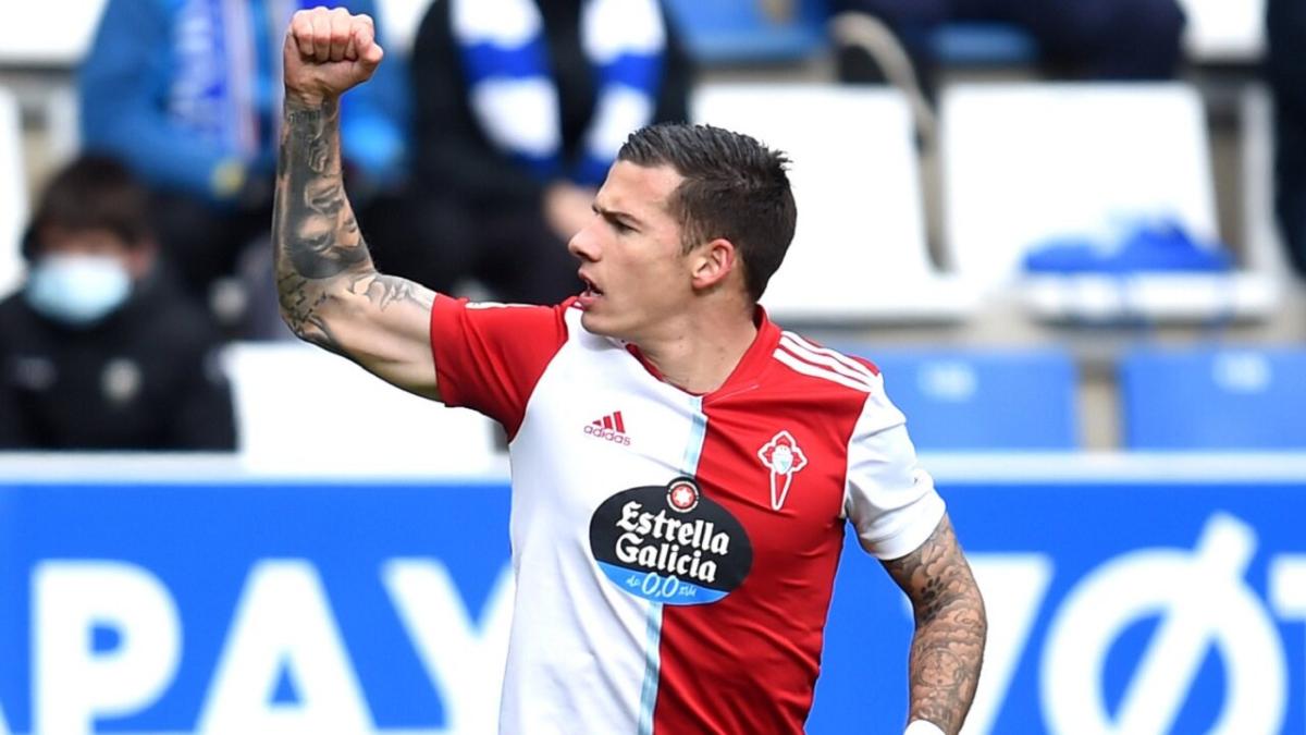 Santi Mina