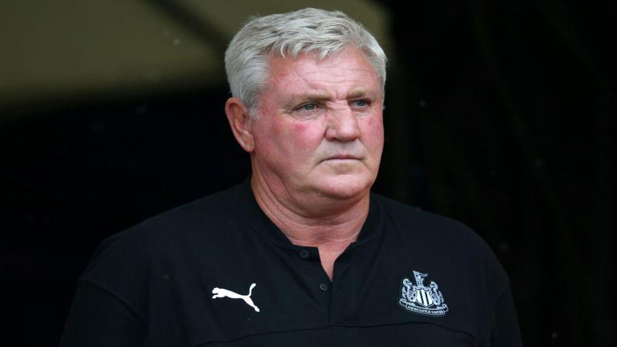 Steve Bruce Sidelines 1280.jpg