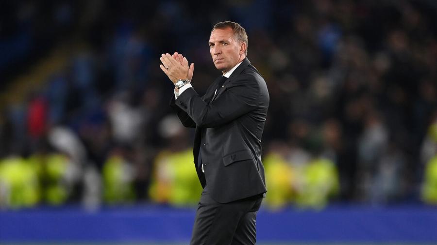 Brendan Rodgers claps 1280.jpg