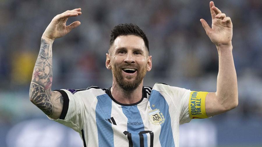 Messi World cup.jpg