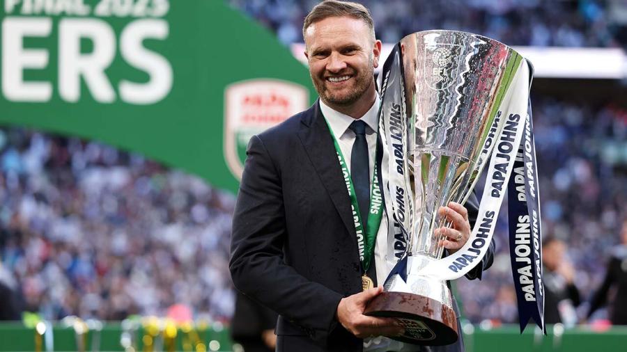 Ian Evatt Bolton Manager.jpg