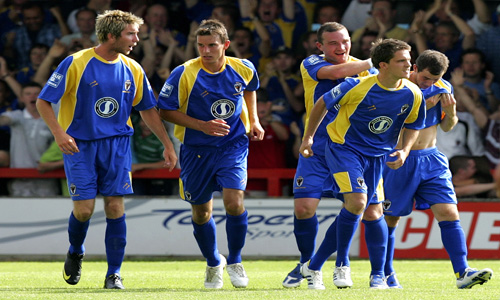 090 Football News Photo