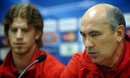090 Football News Photo