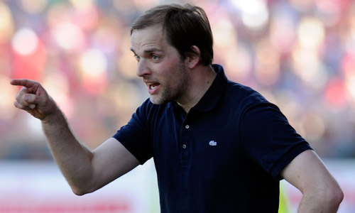 090 Football News Photo