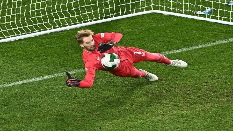 ireland keeper.jpg