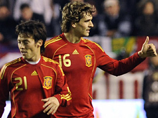 Fernando Llorente was among the scorers the last time the two sides met