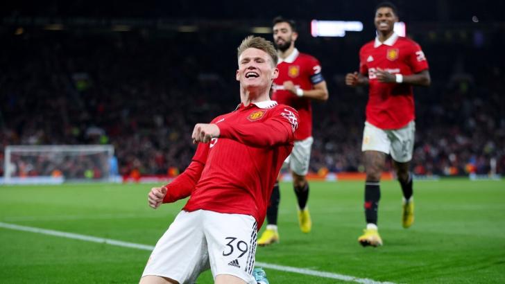 Scott McTominay celebrates goal for Man Utd