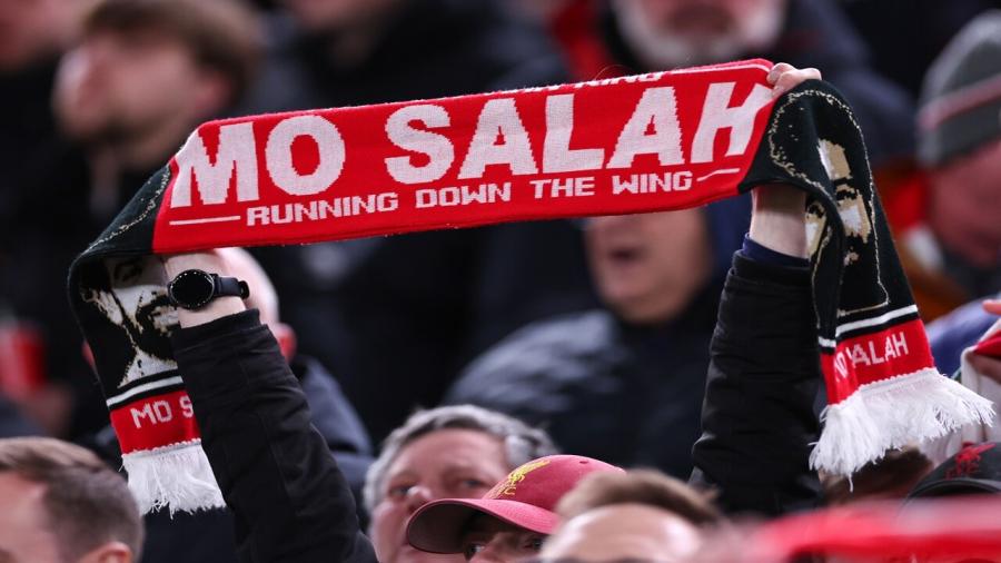 mo salah scarf.jpg