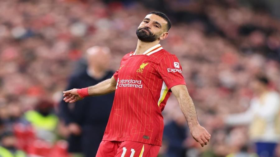 salah reds.jpg