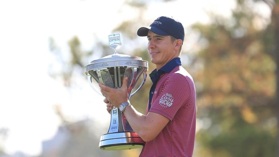Carlos ortiz wins Houston Open.jpg