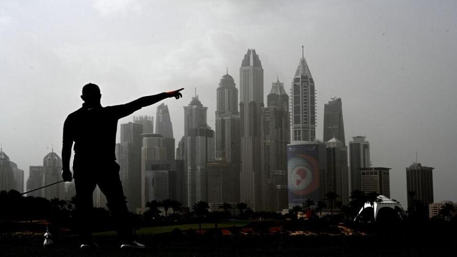 Dubain Desert Classic player silhouette.jpg
